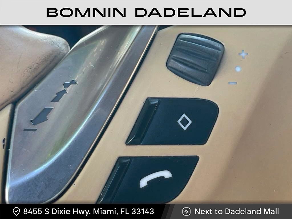 Used 2014 Porsche Cayenne Platinum Edition image 19