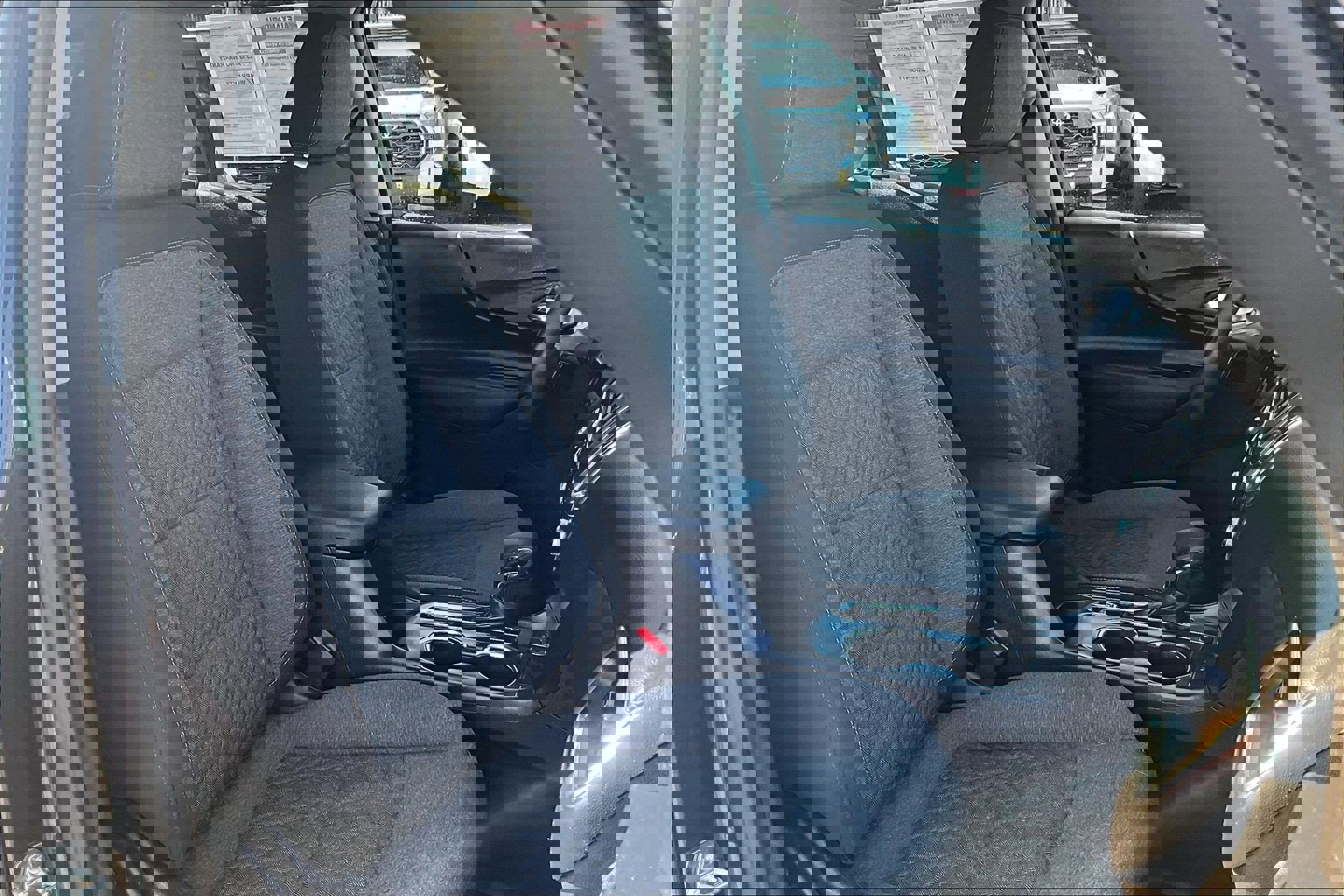 Used 2023 Chevrolet Equinox LT image 7