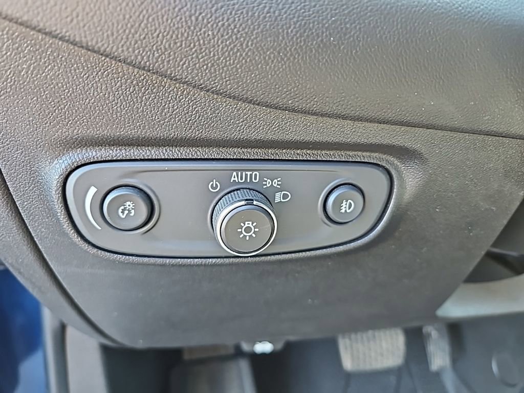 Used 2020 Chevrolet Equinox LT image 13