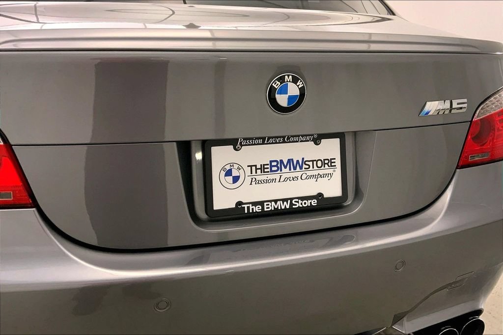 Used 2008 BMW M5 RWD image 7