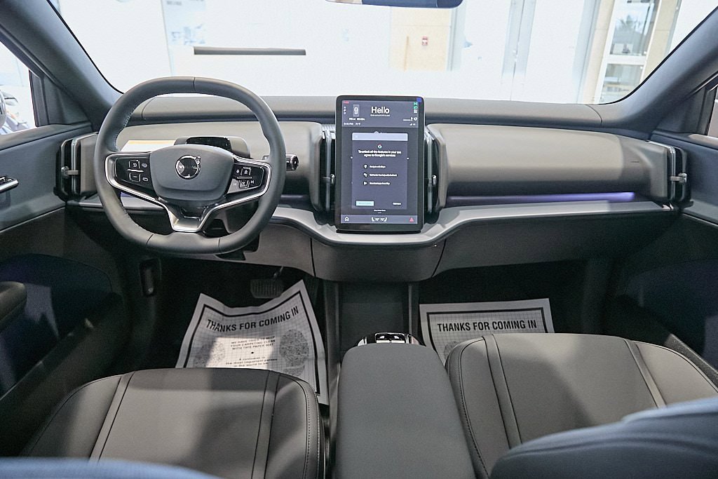 New 2026 Volvo EX30 Cross Country Ultra image 17