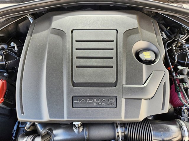 Used 2026 Jaguar F-PACE R-Dynamic S image 30