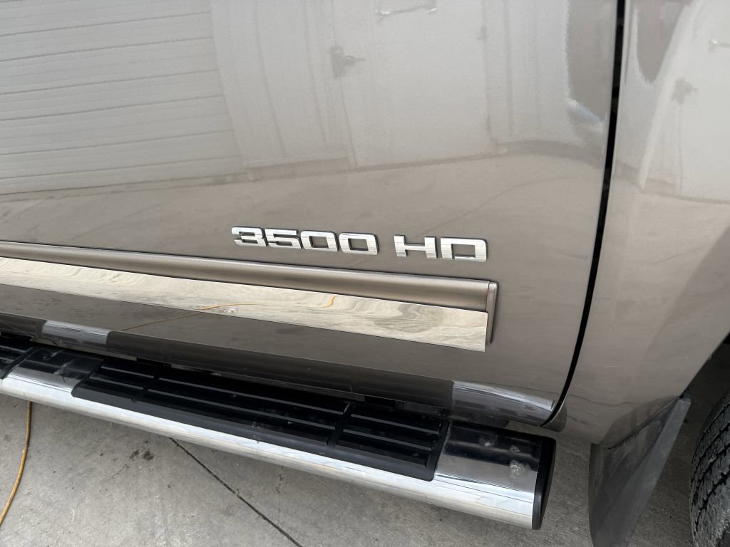 Used 2012 GMC Sierra 3500 SLT AWD/4WD image 16