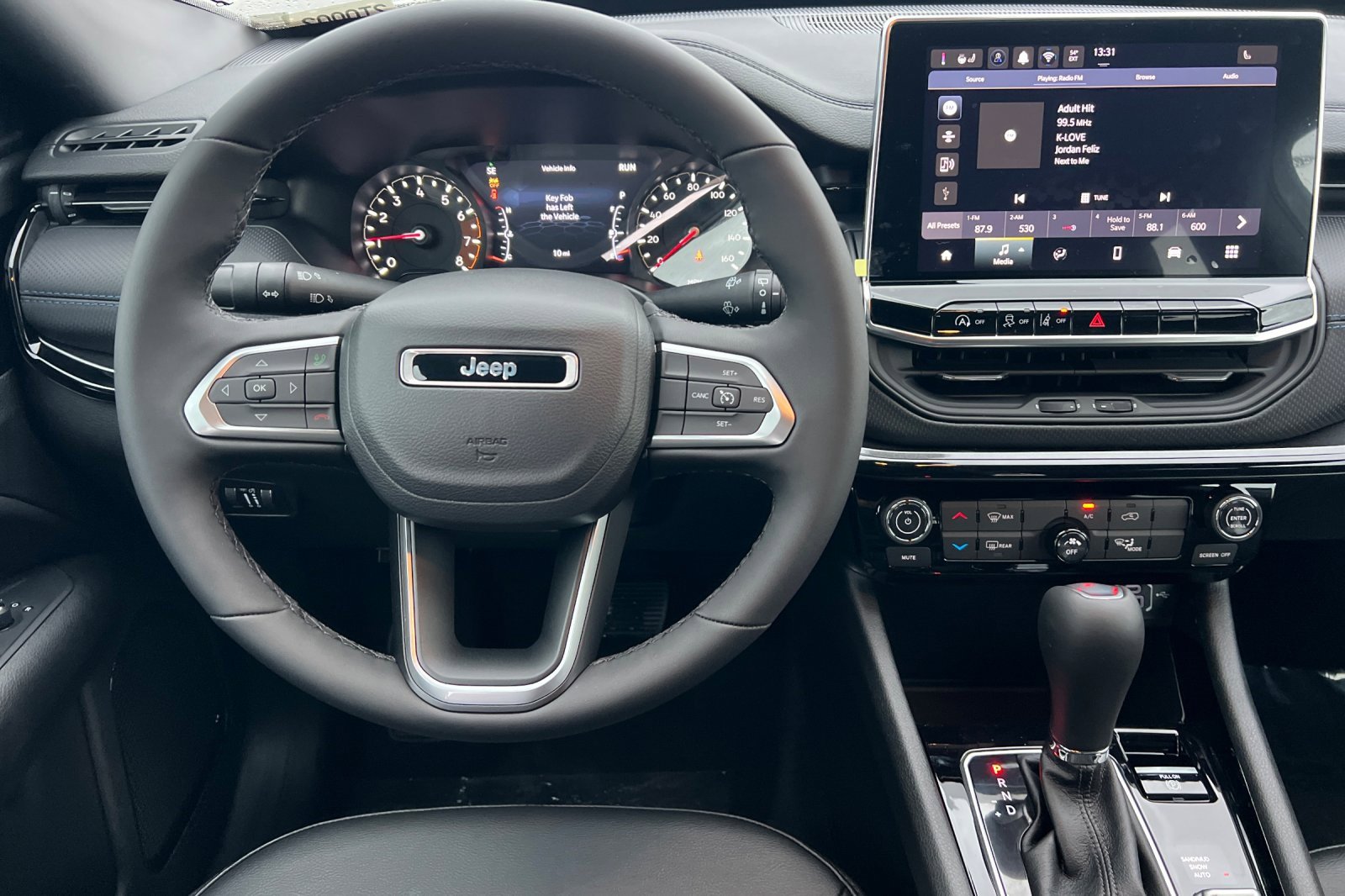 New 2026 Jeep Compass Latitude image 12