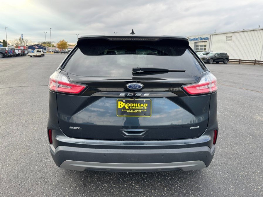 Used 2022 Ford Edge SEL image 4