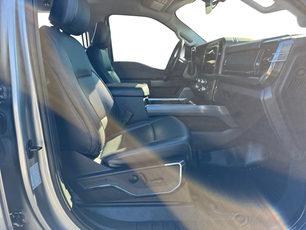 Used 2024 Ford F350 Lariat image 15