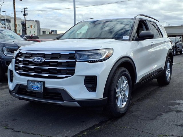 New 2026 Ford Explorer Active image 1