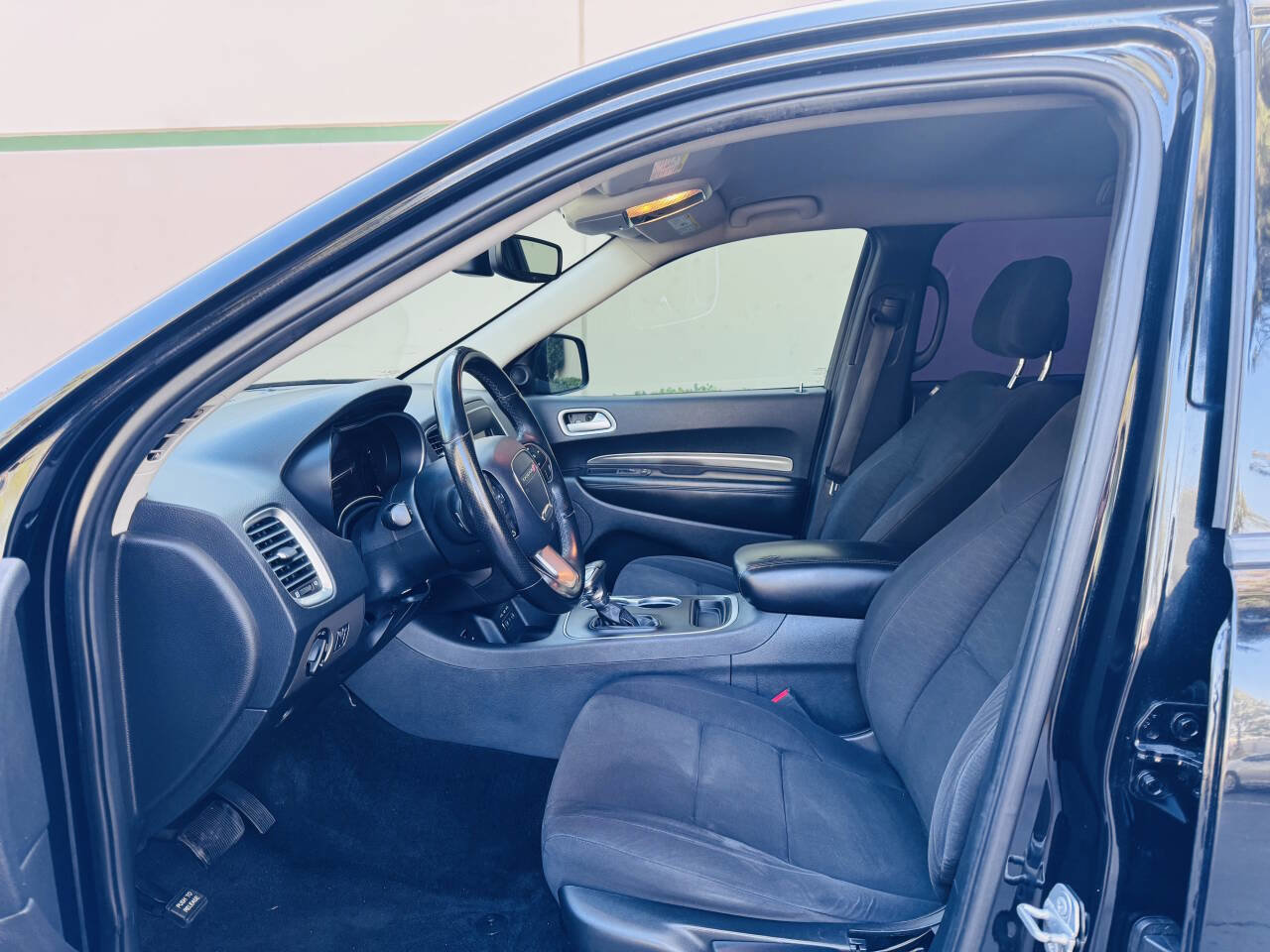 Used 2019 Dodge Durango SXT w/ 3rd Row Seating Group image 10