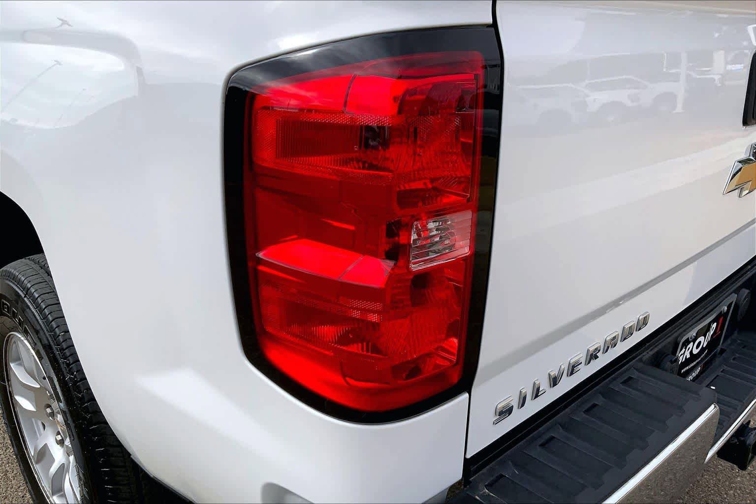 Used 2018 Chevrolet Silverado 1500 LT w/ Texas Edition RWD image 29