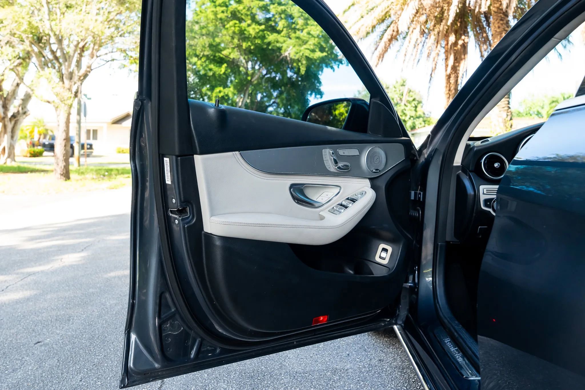 Used 2015 Mercedes-Benz C 300 Sedan w/ Premium 1 Package image 62