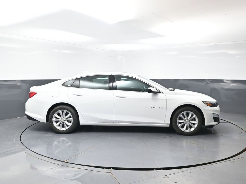Used 2024 Chevrolet Malibu LT FWD image 3