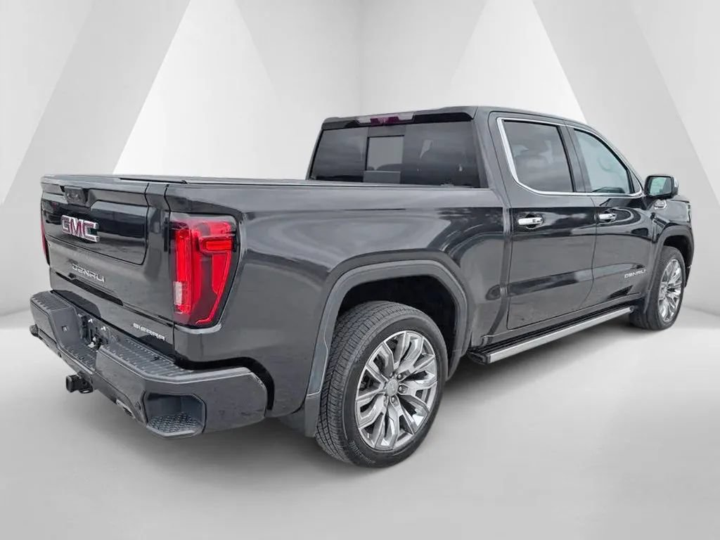 Used 2023 GMC Sierra 1500 Denali AWD/4WD image 7