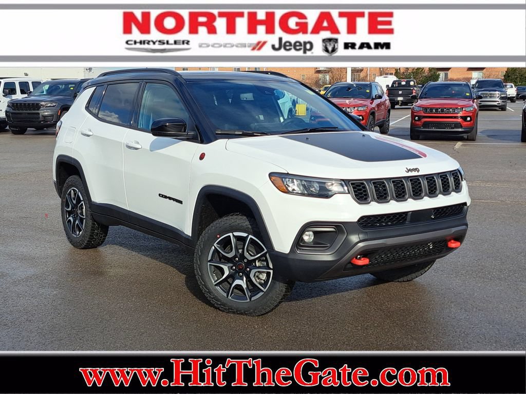 New 2026 Jeep Compass Trailhawk w/ Sun, Sound & Navigation Group AWD/4WD video 1