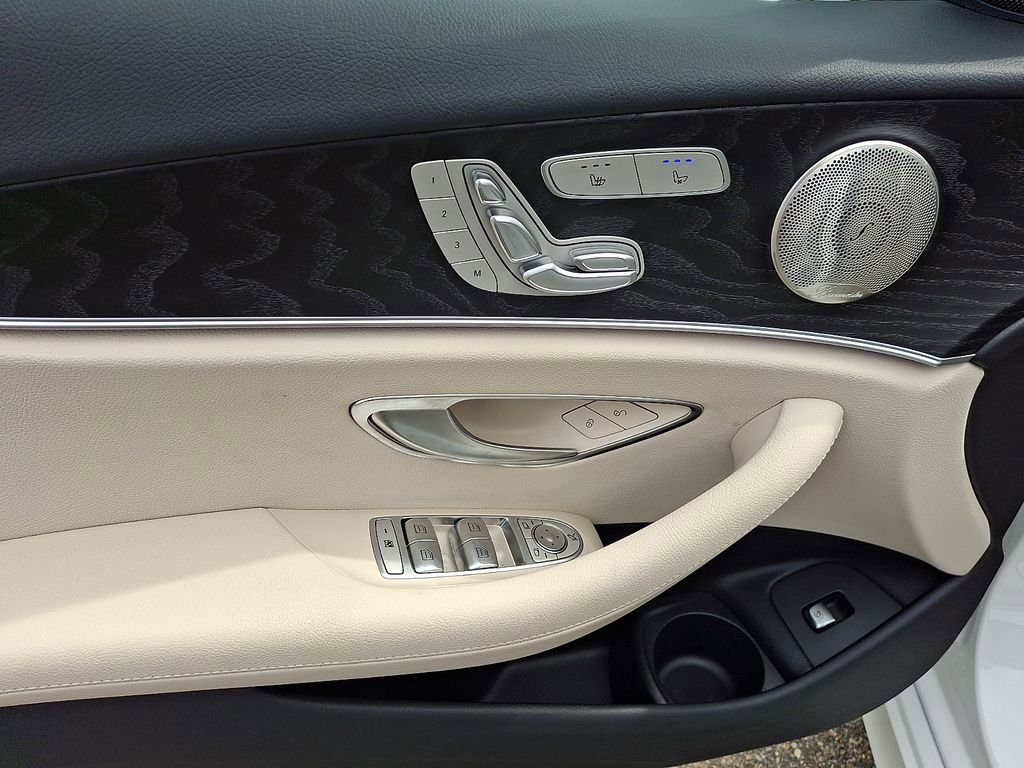 Used 2023 Mercedes-Benz E 350 4MATIC Sedan image 13