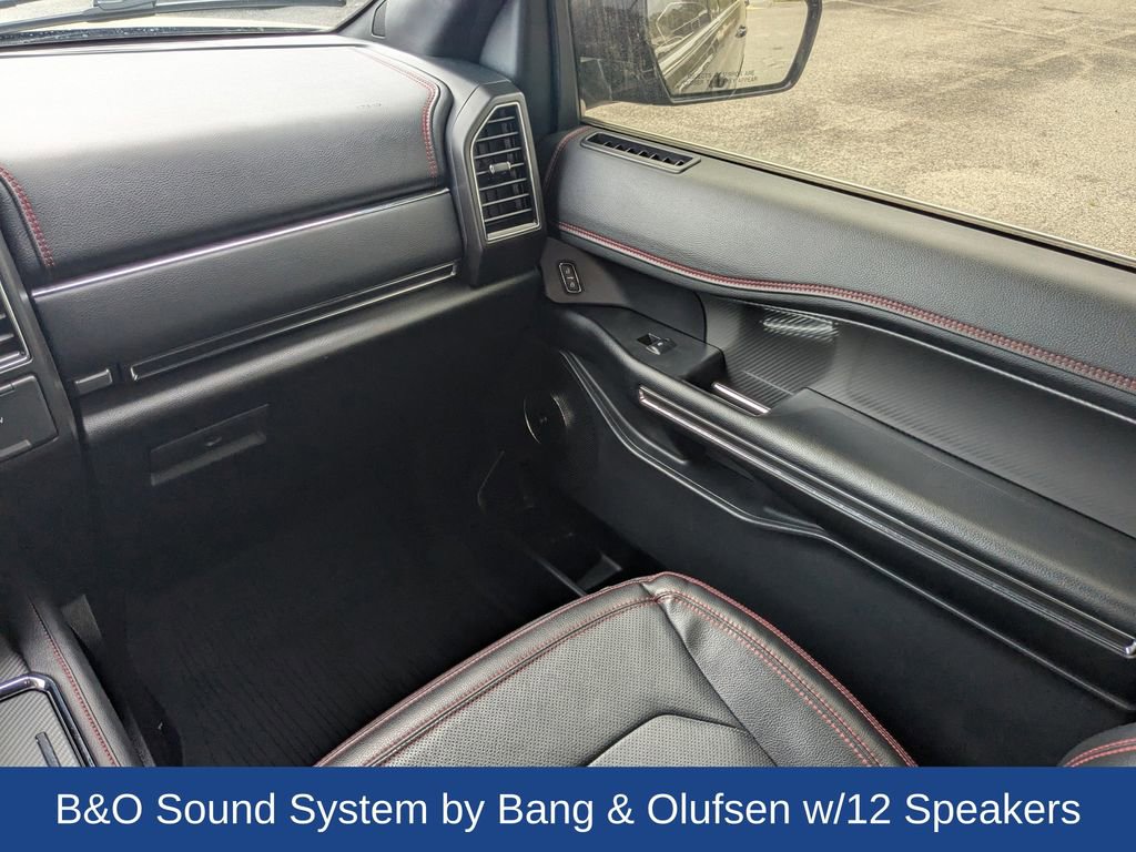 Used 2021 Ford Expedition Limited image 21