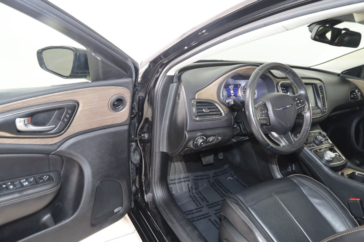 Used 2015 Chrysler 200 C w/ Navigation & Sound Group I AWD/4WD image 44