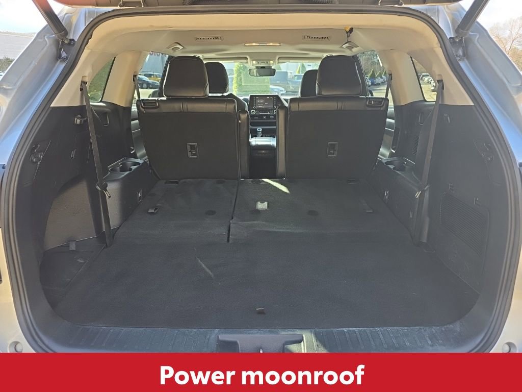 Used 2022 Toyota Highlander XLE image 17