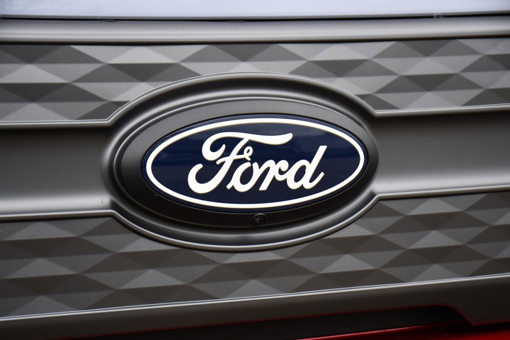 New 2025 Ford F150 Lightning Lariat image 39