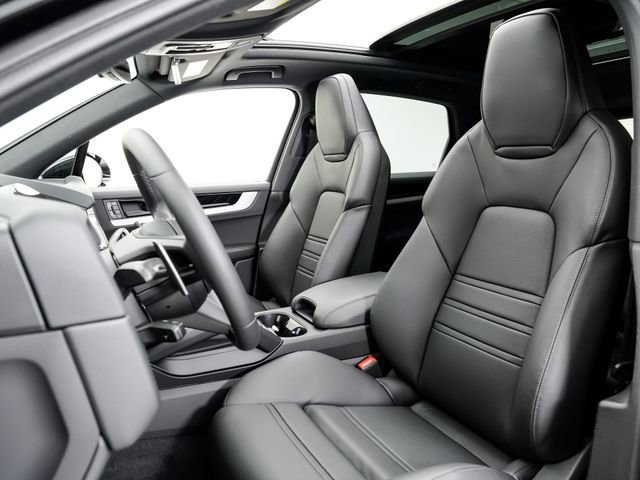 New 2026 Porsche Cayenne image 5
