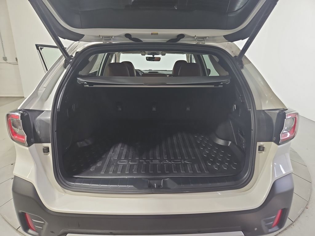 Certified 2022 Subaru Outback Touring XT image 24