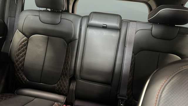 Used 2024 Jeep Grand Cherokee Summit AWD/4WD image 29
