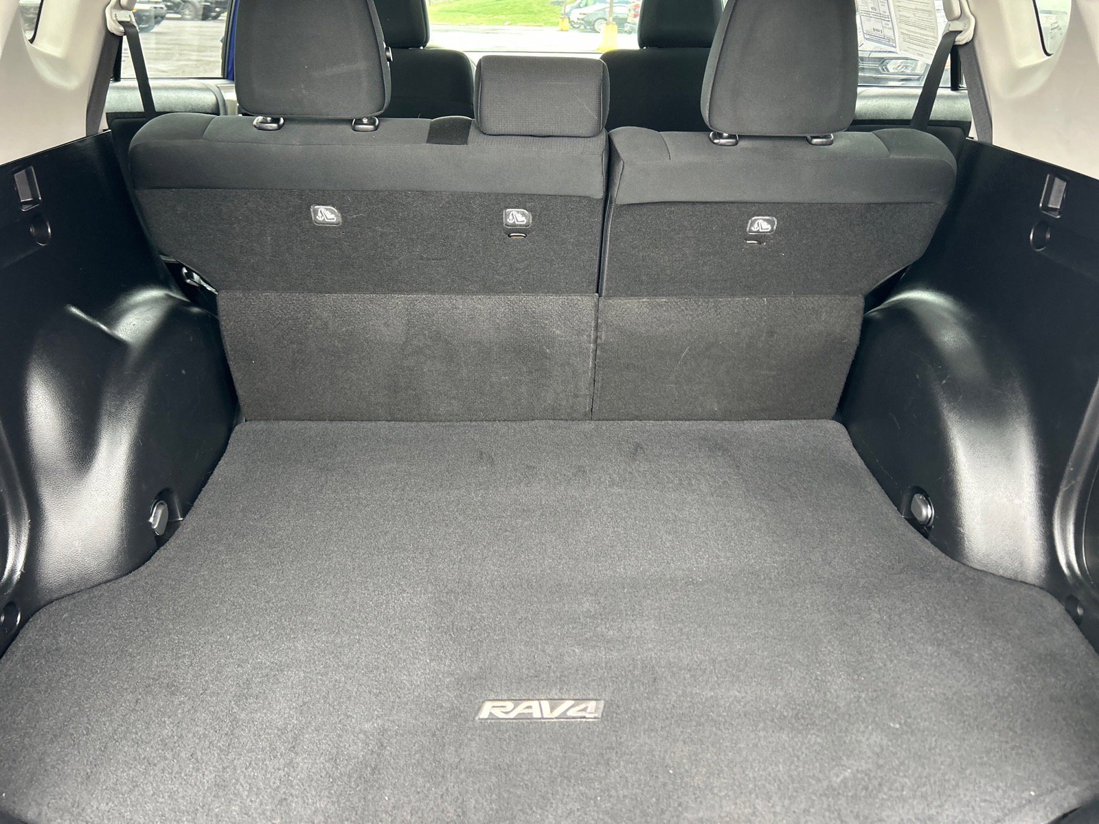 Used 2015 Toyota RAV4 XLE image 15