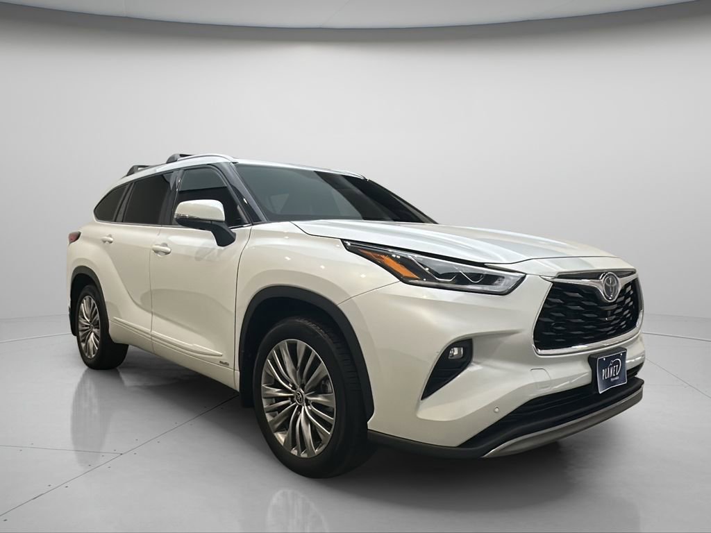 Used 2022 Toyota Highlander Platinum