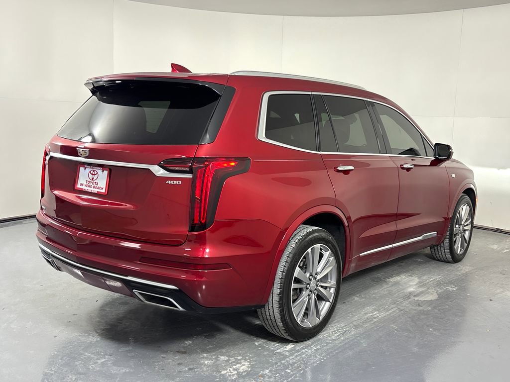 Used 2023 Cadillac XT6 Premium Luxury image 6