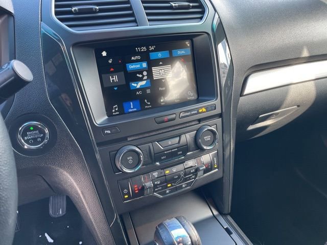 Used 2018 Ford Explorer XLT w/ Equipment Group 202A image 8