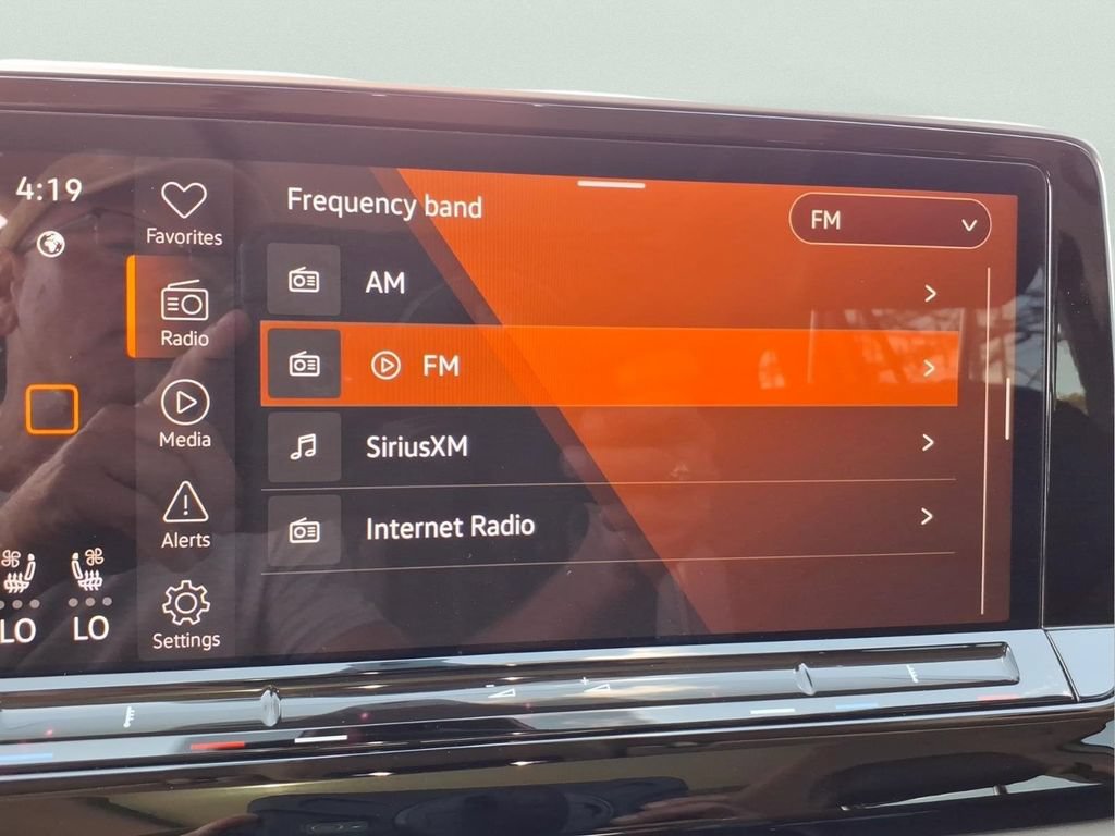 Used 2024 Volkswagen Atlas Peak Edition SEL AWD/4WD image 7