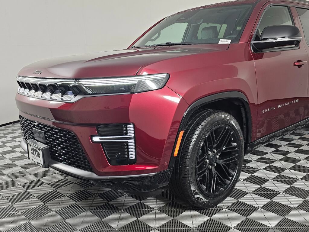 New 2026 Jeep Grand Wagoneer Limited AWD/4WD image 11