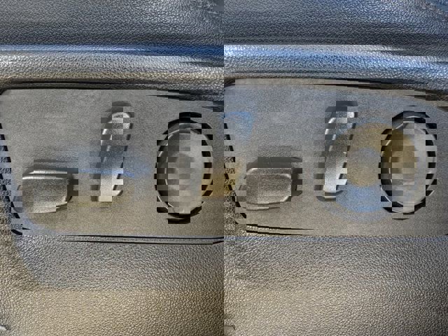 Used 2024 Chevrolet Suburban High Country w/ Premium Package image 31