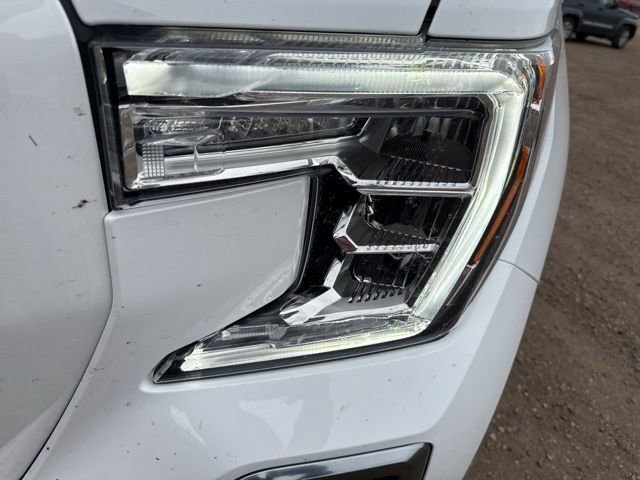 Used 2022 GMC Sierra 1500 AT4 w/ AT4 Premium Package image 10