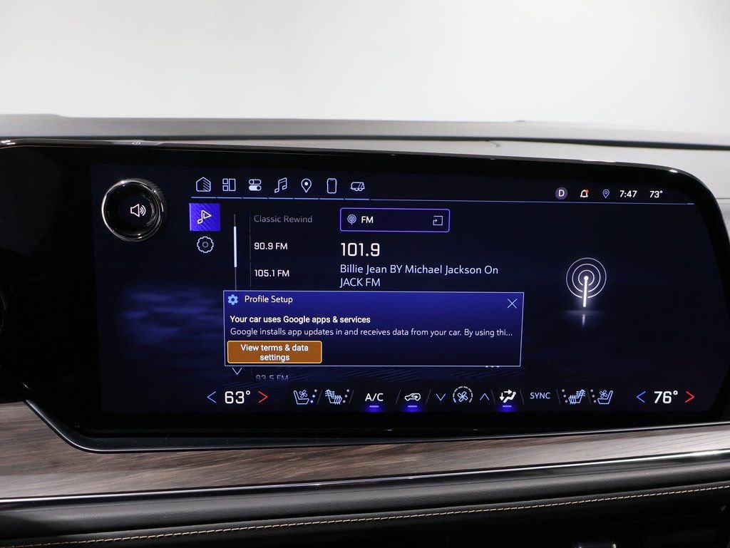 Used 2025 Chevrolet Suburban Premier image 26