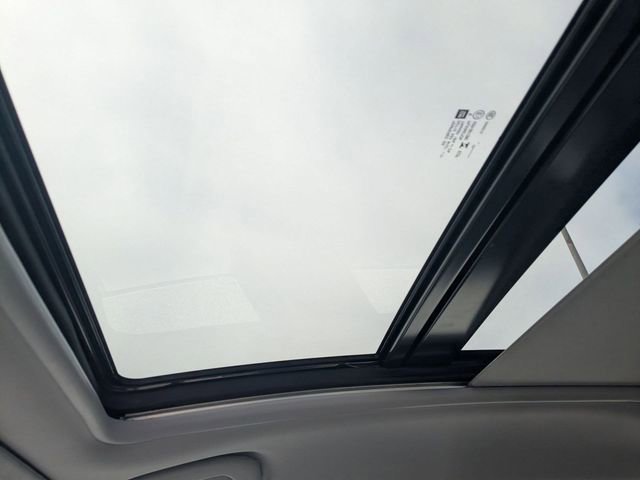 Used 2024 Chevrolet Malibu LT image 30