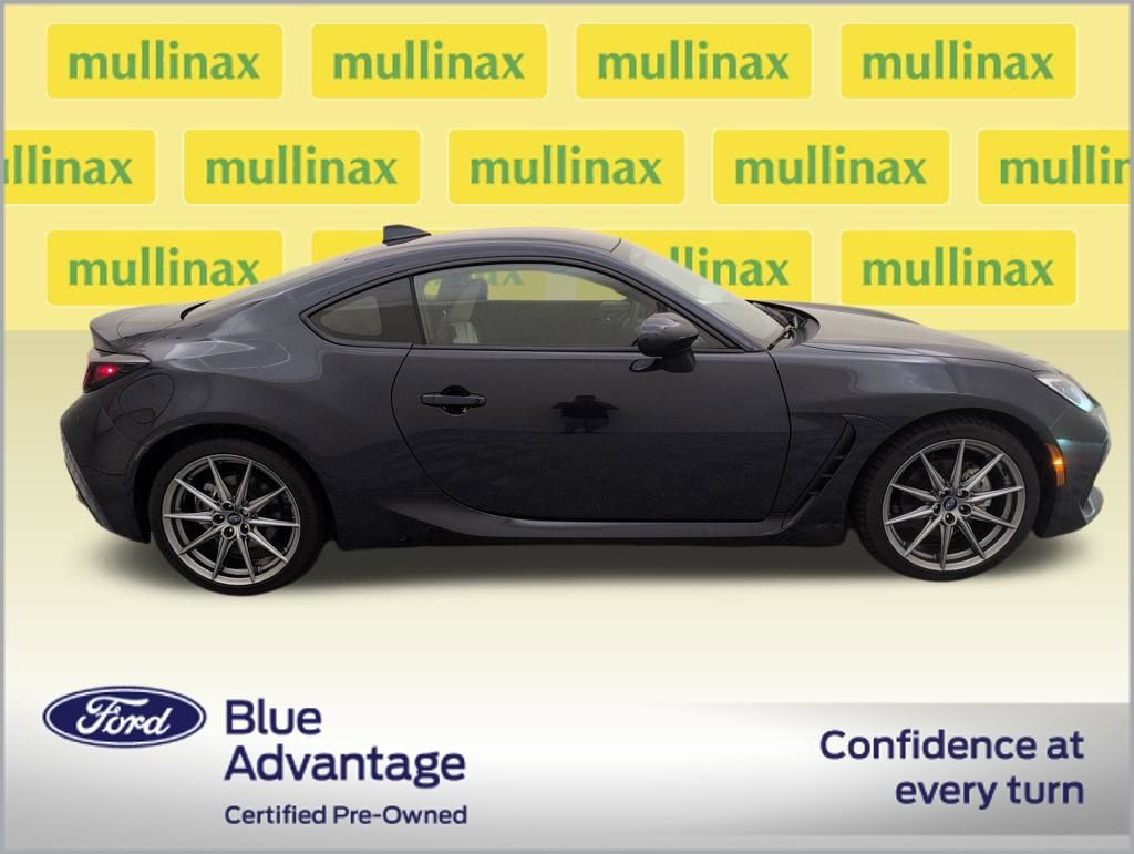 Used 2025 Subaru BRZ Limited w/ Popular Package 2 image 2