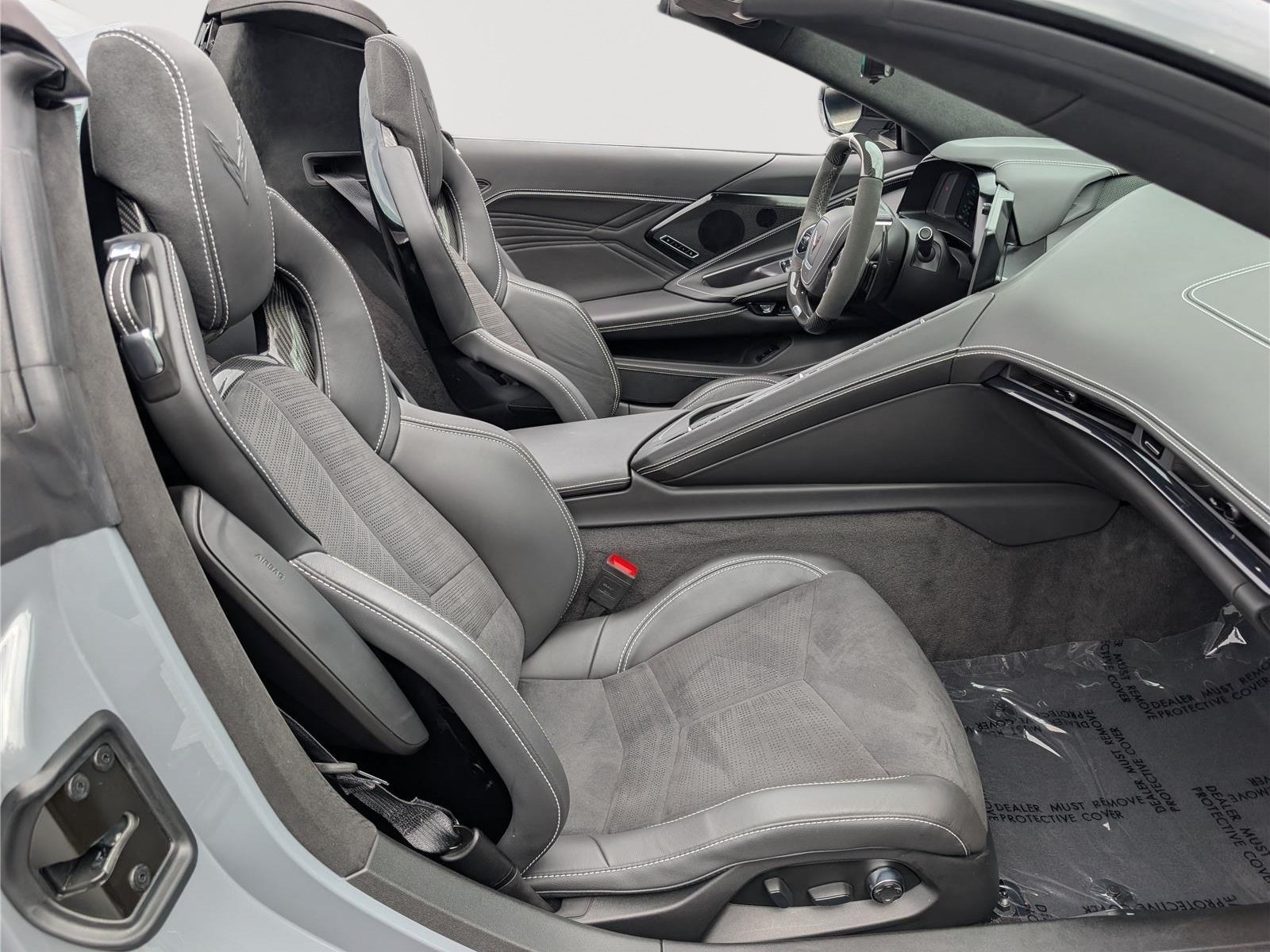 Used 2025 Chevrolet Corvette E-Ray AWD/4WD image 11