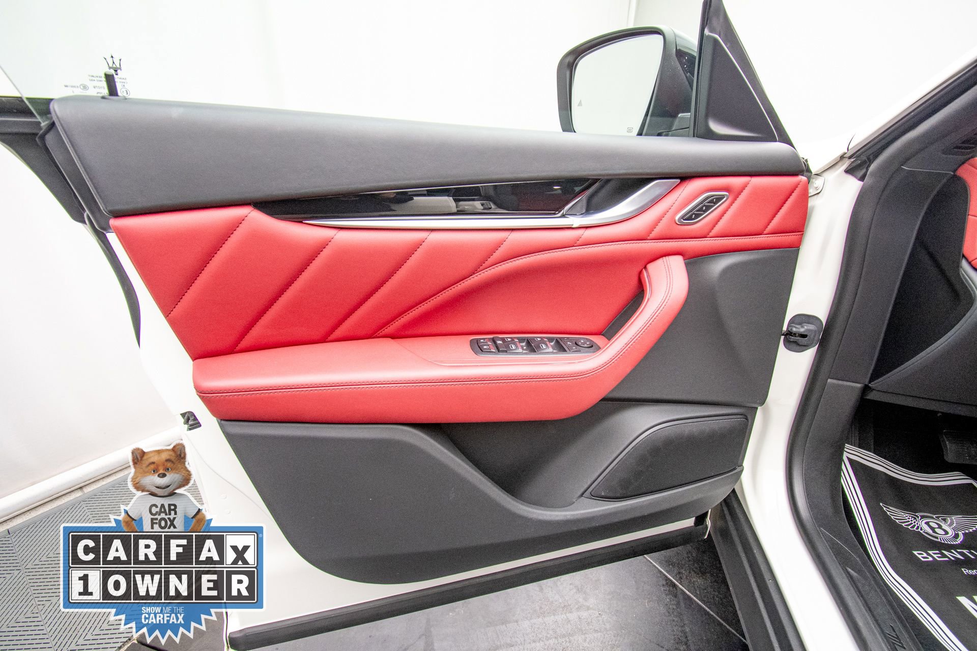 Used 2022 Maserati Levante GT AWD/4WD image 28