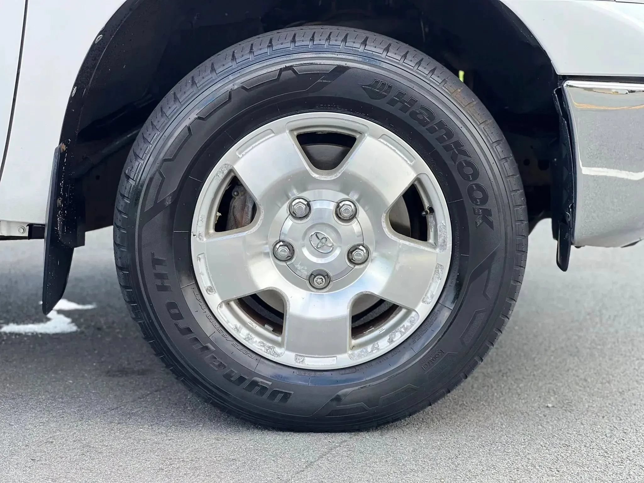 Used 2008 Toyota Tundra SR5 w/ TRD Off-Road Pkg AWD/4WD image 39