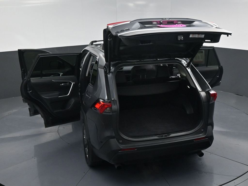 Used 2024 Toyota RAV4 XLE Premium image 22