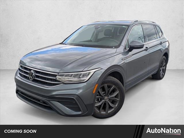 Used 2022 Volkswagen Tiguan SE w/ Panoramic Sunroof Package