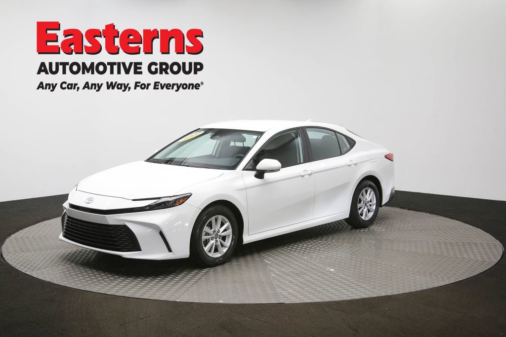 Used 2025 Toyota Camry LE FWD image 54