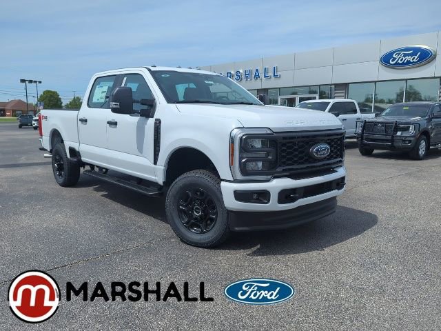 New 2026 Ford F250 4x4 Crew Cab Super Duty
