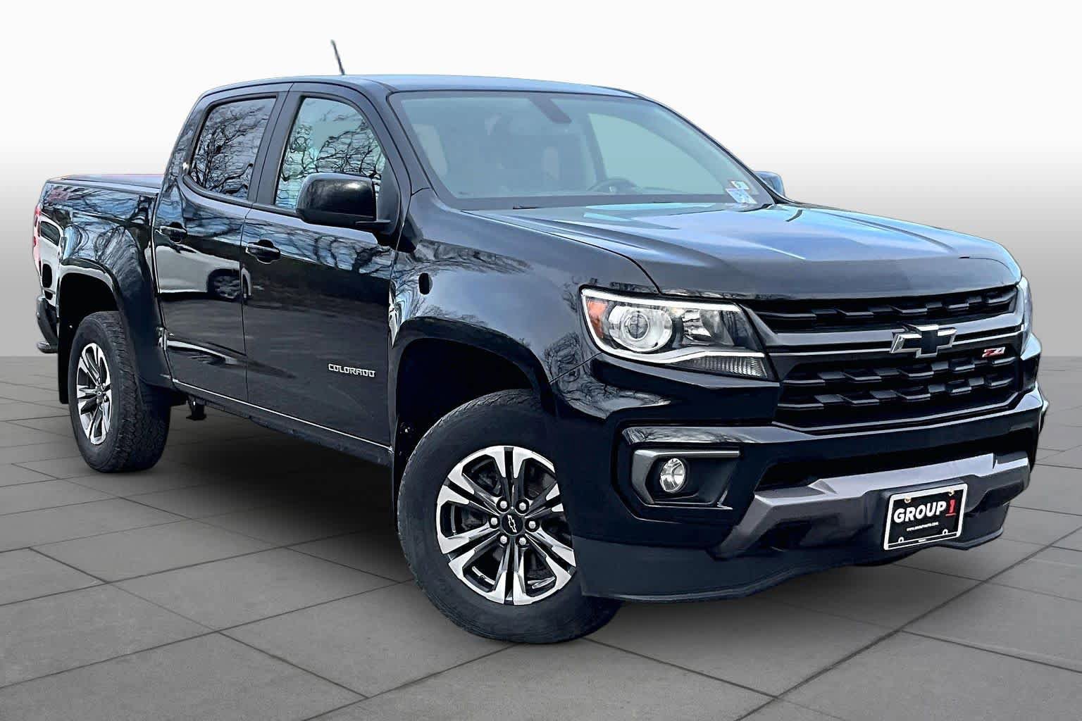 Used 2021 Chevrolet Colorado Z71 AWD/4WD image 3