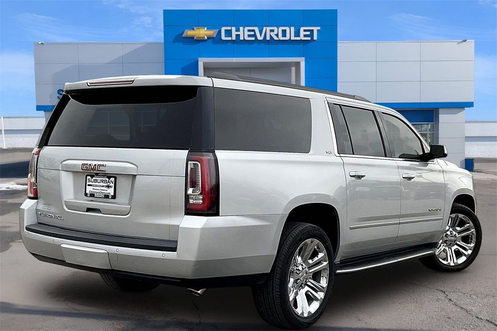 Used 2019 GMC Yukon XL SLT w/ Premium Edition image 2