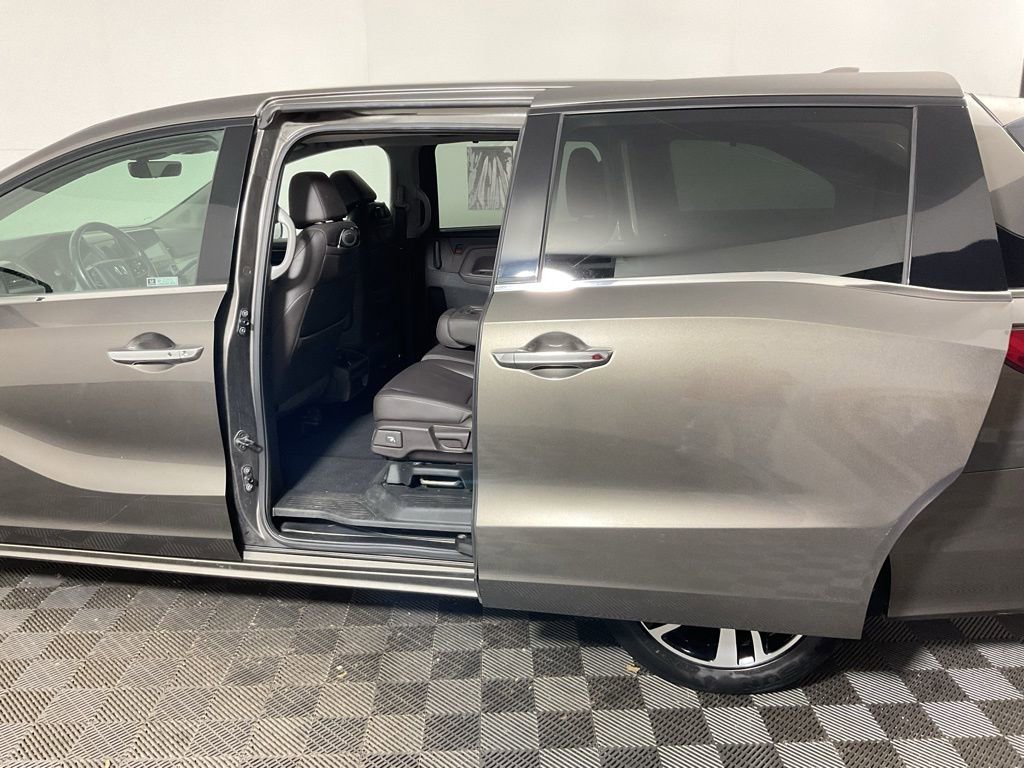 Used 2019 Honda Odyssey Elite image 32