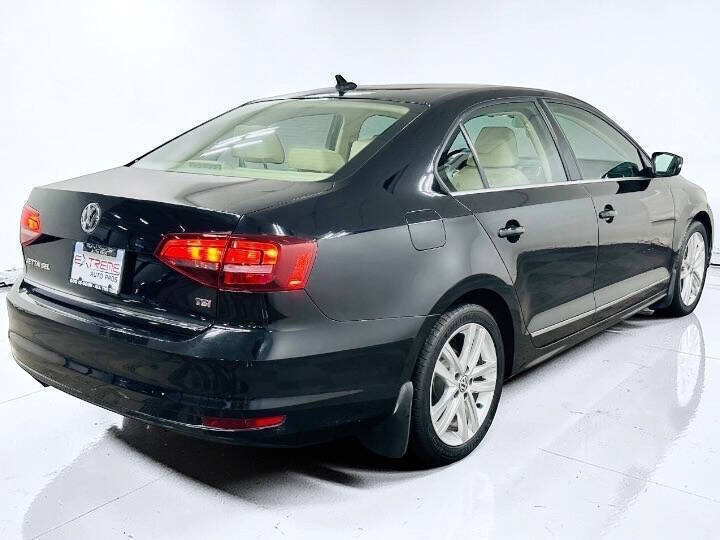 Used 2017 Volkswagen Jetta SEL Premium FWD image 4
