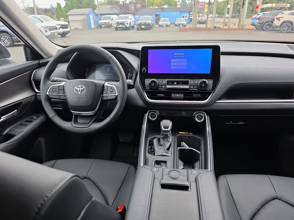 New 2026 Toyota Grand Highlander AWD Hybrid image 23