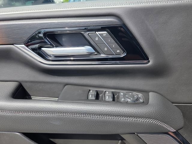 New 2026 GMC Yukon XL Denali w/ Sun & Power Step Package AWD/4WD image 25