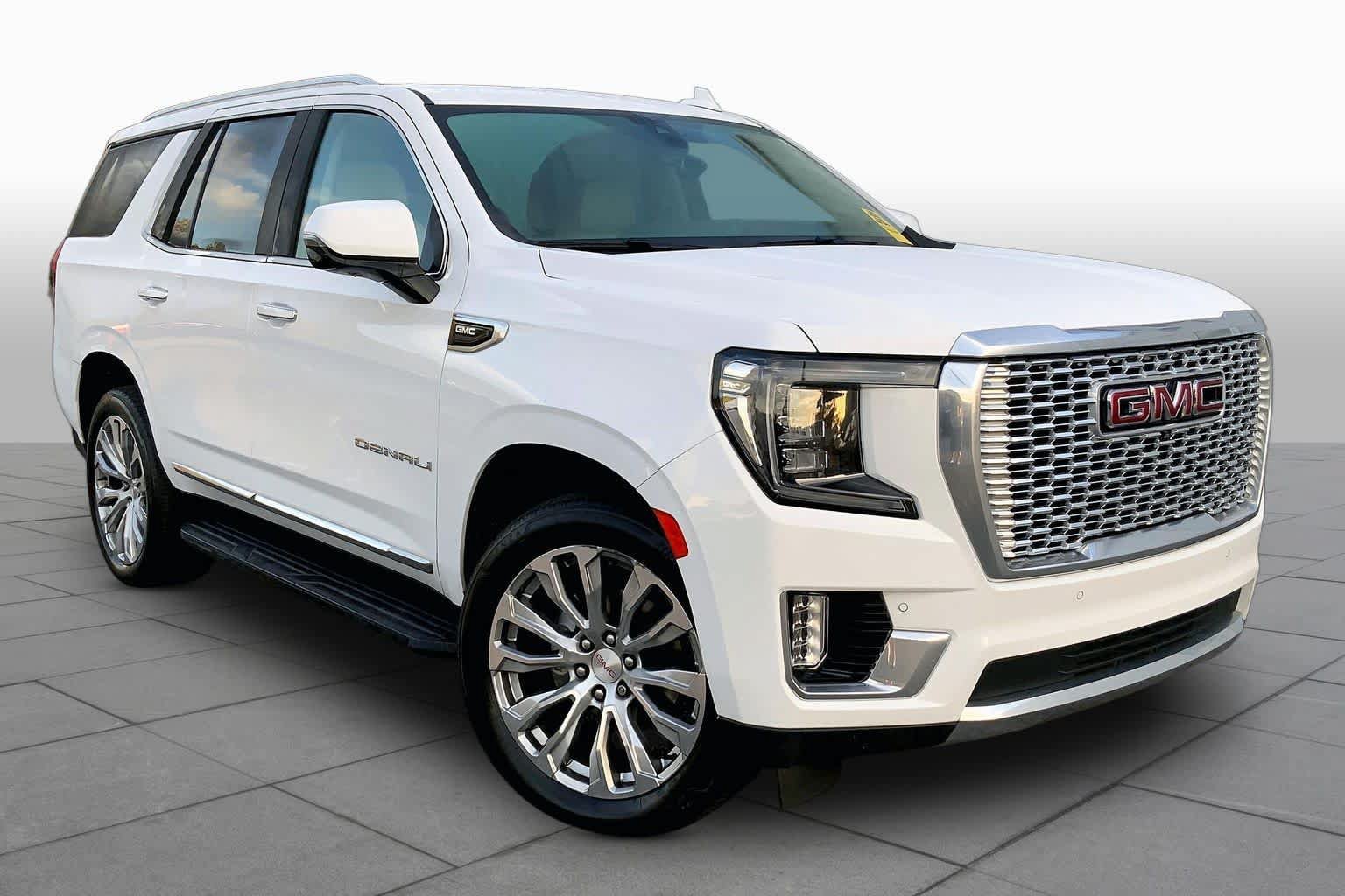 Used 2022 GMC Yukon Denali RWD image 2